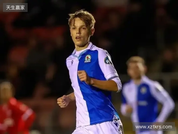 邮报：阿森纳正与布莱克本流浪者就17岁前锋蒂容进行谈判