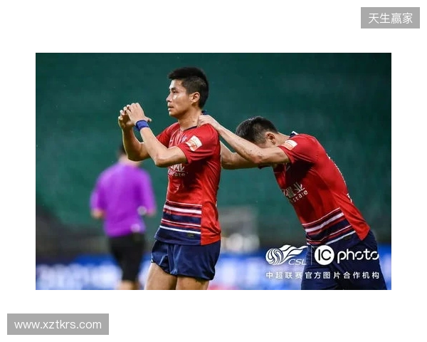 黄希扬:若不影响中超备战也有时间的话,还是想踢一踢“渝超” 黄希扬:若不影响中超备战也有时间的话,还是想踢一踢“渝超”